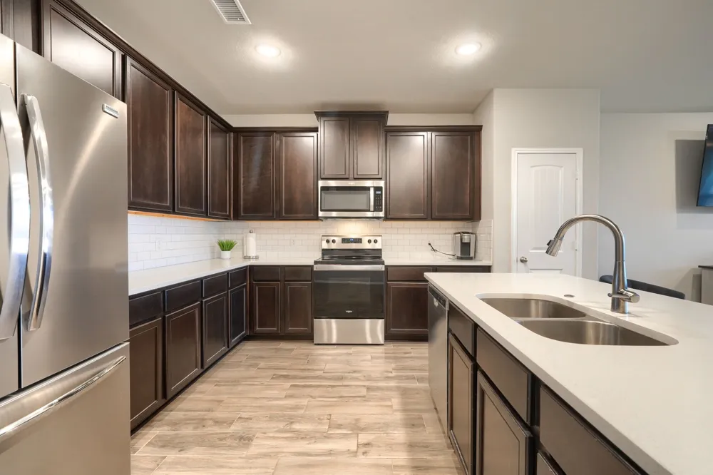 3805 S Courtney Court Heartland, TX 75126