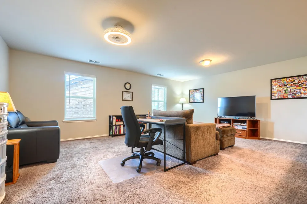 3805 S Courtney Court Heartland, TX 75126