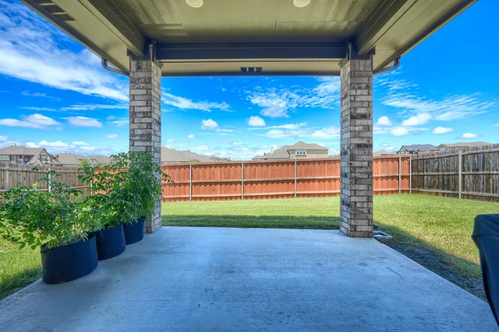 3805 S Courtney Court Heartland, TX 75126