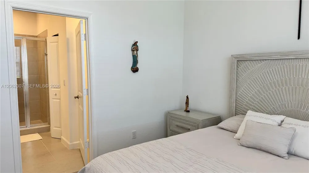 401 SE Crossoak Ln #401 Port St. Lucie, FL 34984