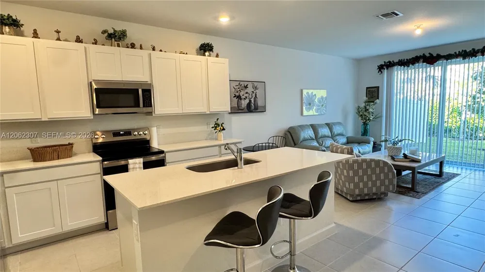 401 SE Crossoak Ln #401 Port St. Lucie, FL 34984