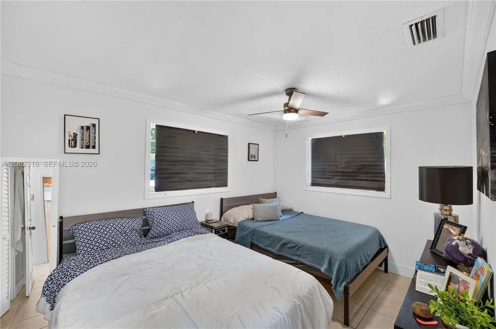 5122 SW 92nd Ter Cooper City, FL 33328