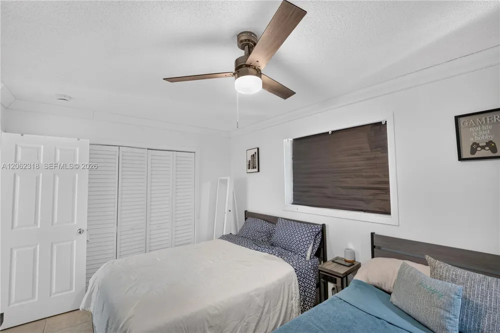 5122 SW 92nd Ter Cooper City, FL 33328