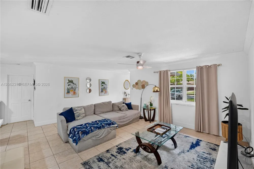 5122 SW 92nd Ter Cooper City, FL 33328