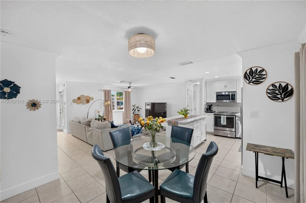 5122 SW 92nd Ter Cooper City, FL 33328