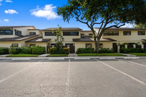 7640 NW 79th Ave #L6