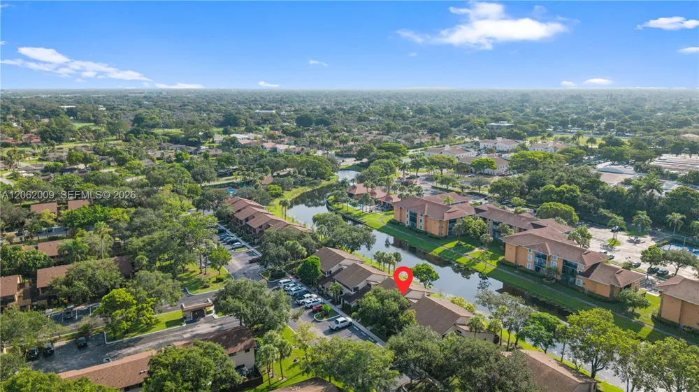 7640 NW 79th Ave #L6 Tamarac, FL 33321