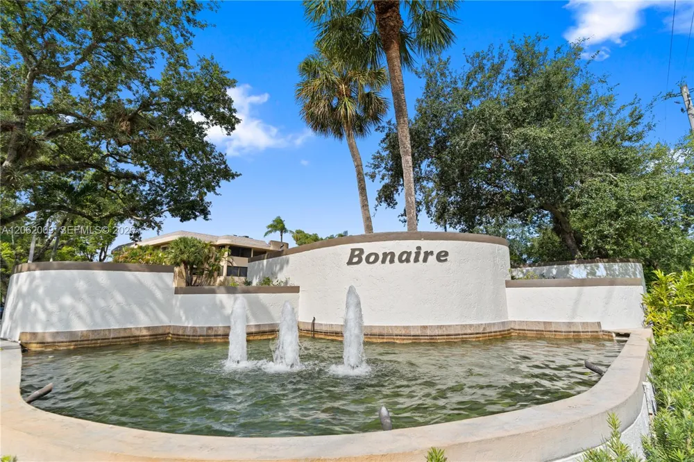7640 NW 79th Ave #L6 Tamarac, FL 33321