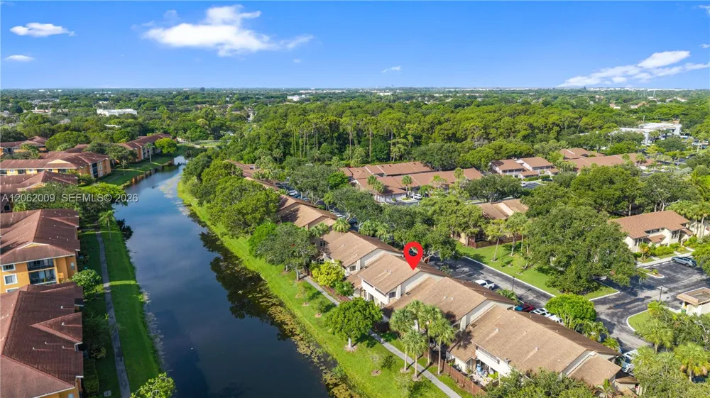 7640 NW 79th Ave #L6 Tamarac, FL 33321