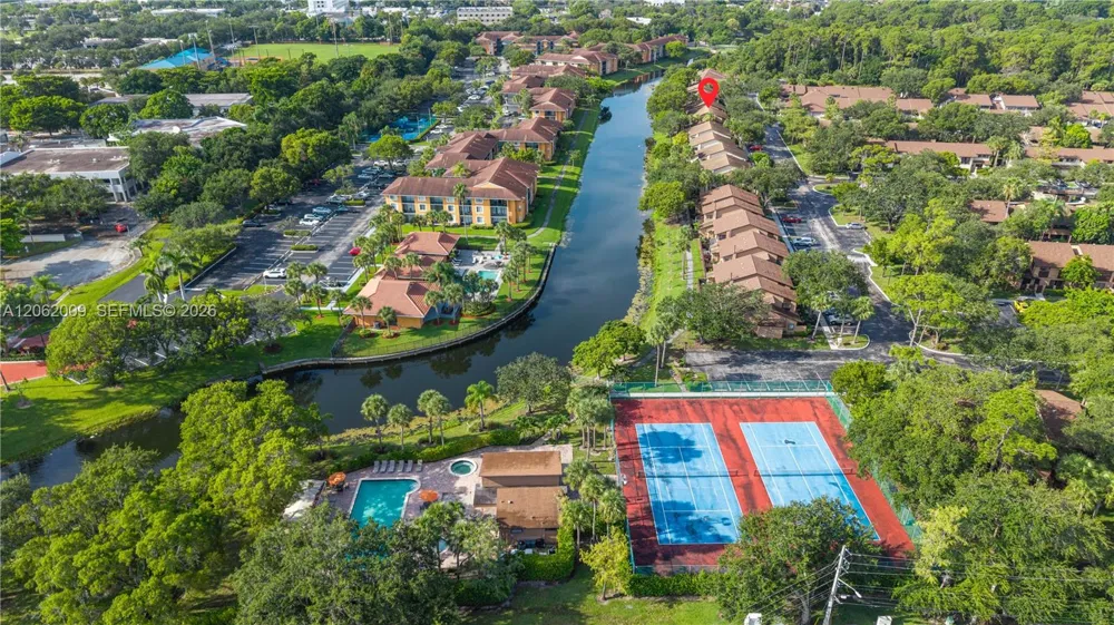 7640 NW 79th Ave #L6 Tamarac, FL 33321