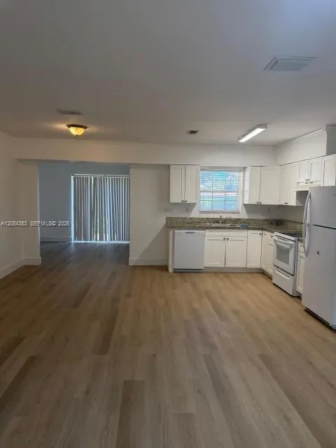 374 NE 171 Street North Miami Beach, FL 33162