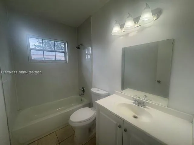 374 NE 171 Street North Miami Beach, FL 33162