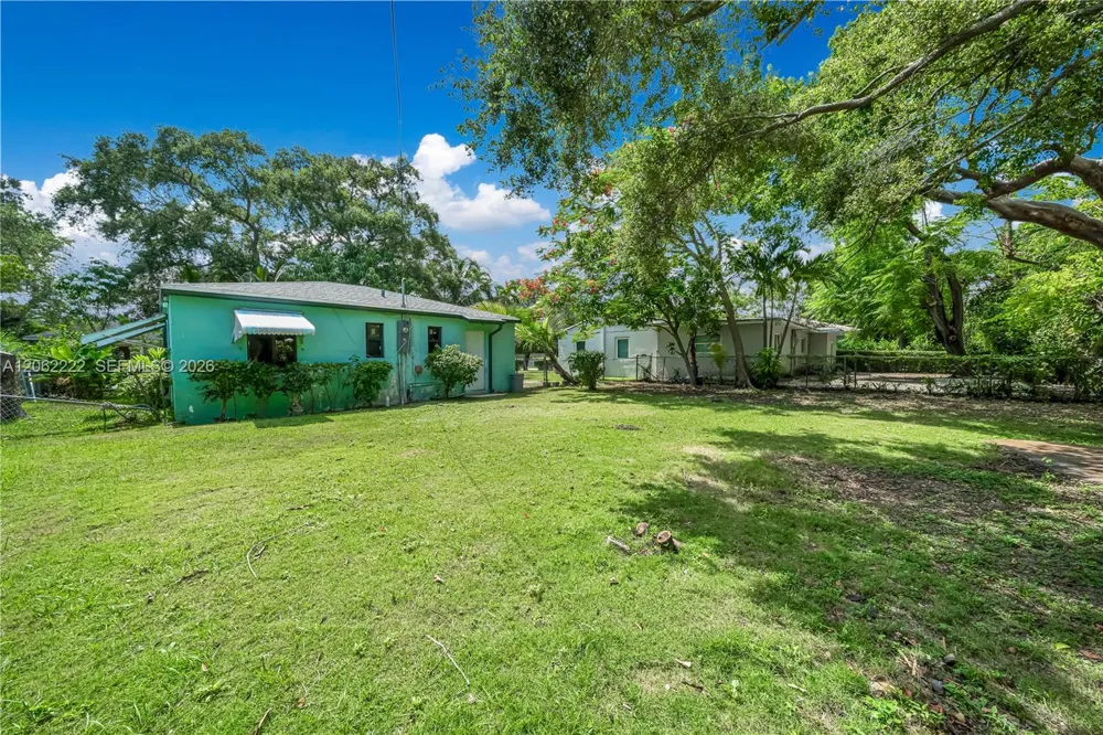 6531 SW 59th Ave South Miami, FL 33143