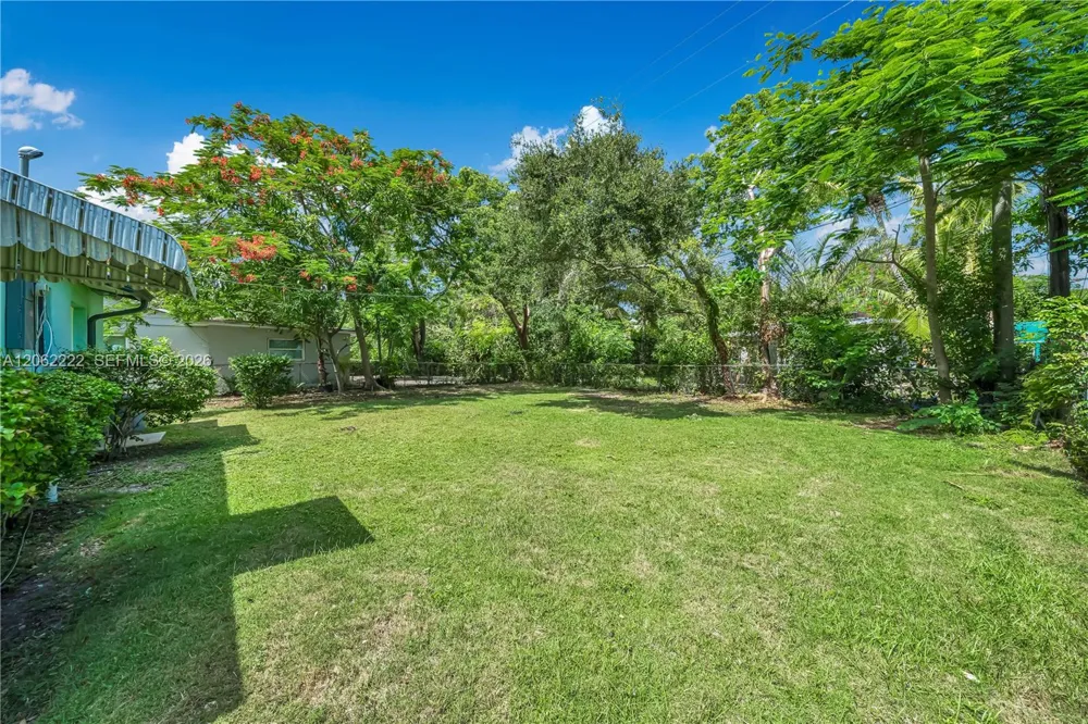 6531 SW 59th Ave South Miami, FL 33143