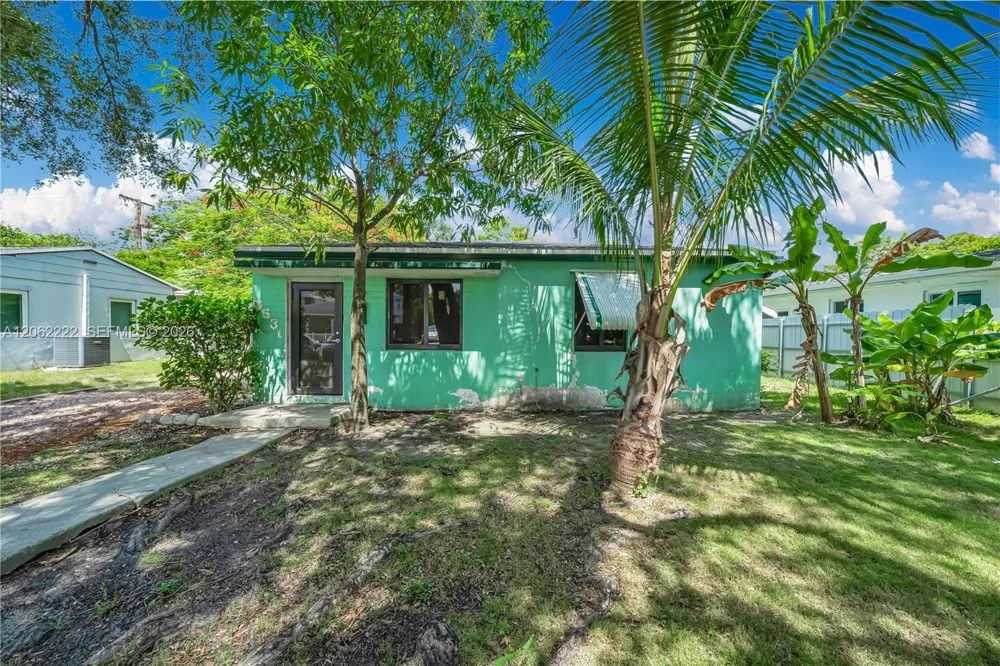 6531 SW 59th Ave South Miami, FL 33143