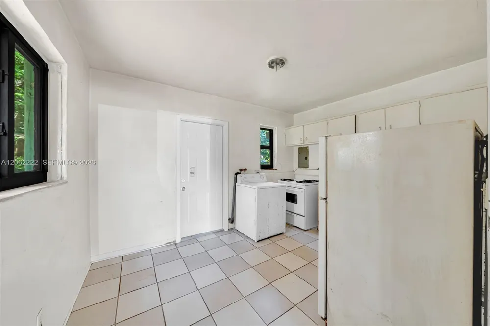 6531 SW 59th Ave South Miami, FL 33143