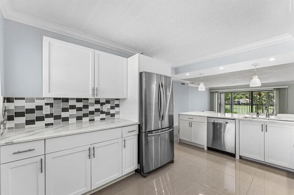 12926 Briarlake Drive #201 Palm Beach Gardens, FL 33418
