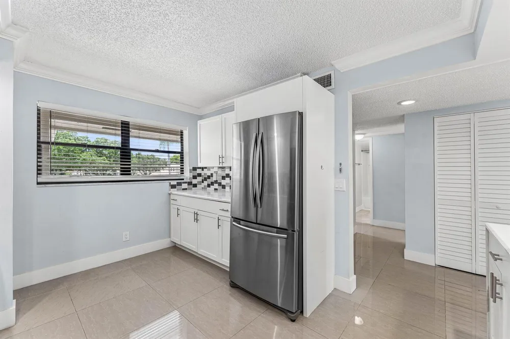 12926 Briarlake Drive #201 Palm Beach Gardens, FL 33418