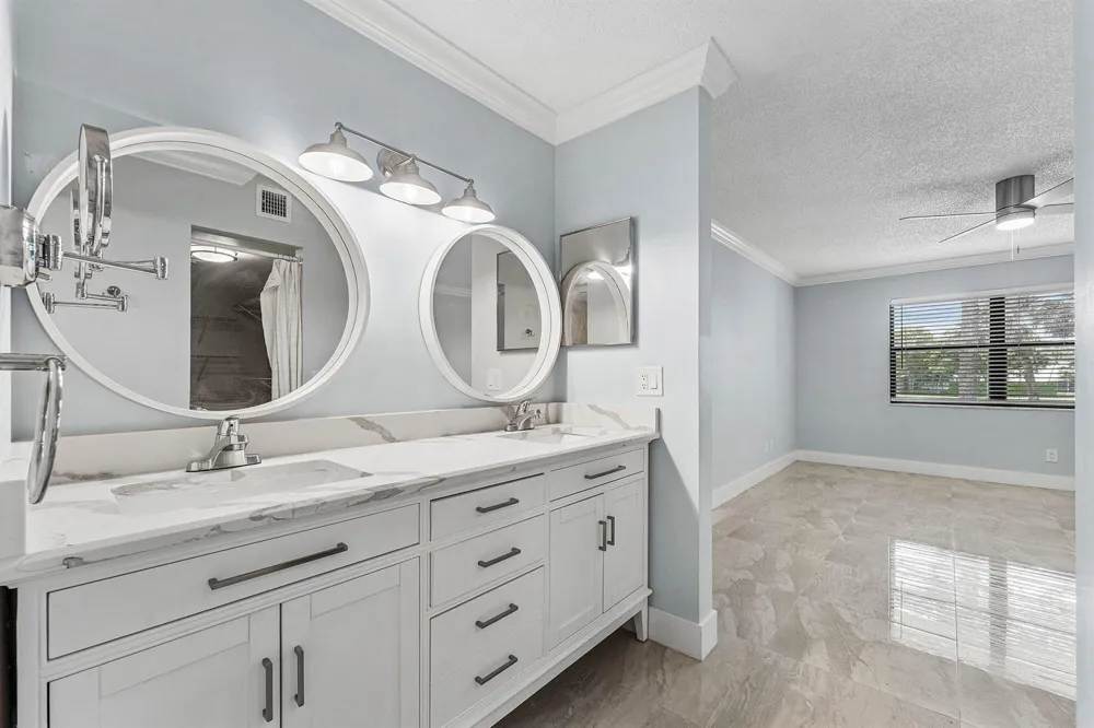 12926 Briarlake Drive #201 Palm Beach Gardens, FL 33418