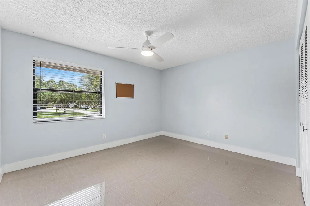 12926 Briarlake Drive #201 Palm Beach Gardens, FL 33418