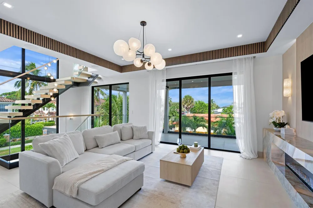 3099 Banyan Road #B Boca Raton, FL 33432