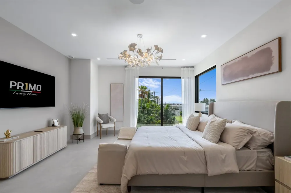 3099 Banyan Road #B Boca Raton, FL 33432