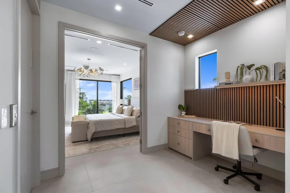 3099 Banyan Road #B Boca Raton, FL 33432