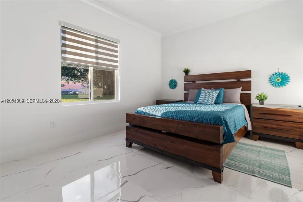 17575 SW 280 TH ST Homestead, FL 33031