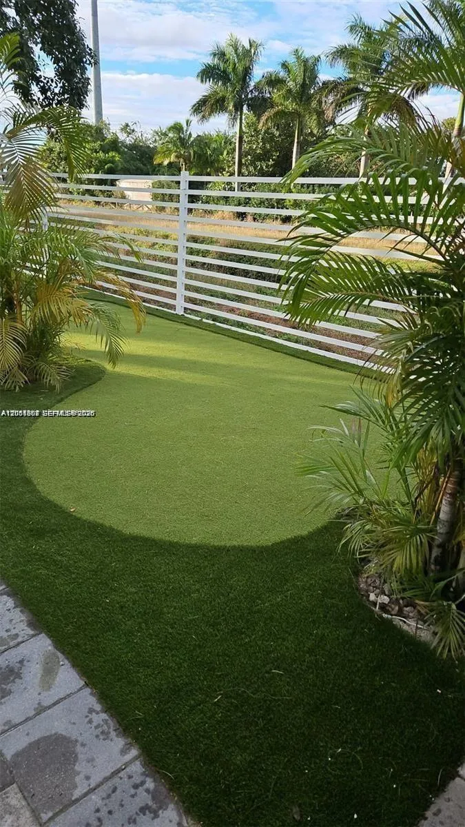 17575 SW 280 TH ST Homestead, FL 33031