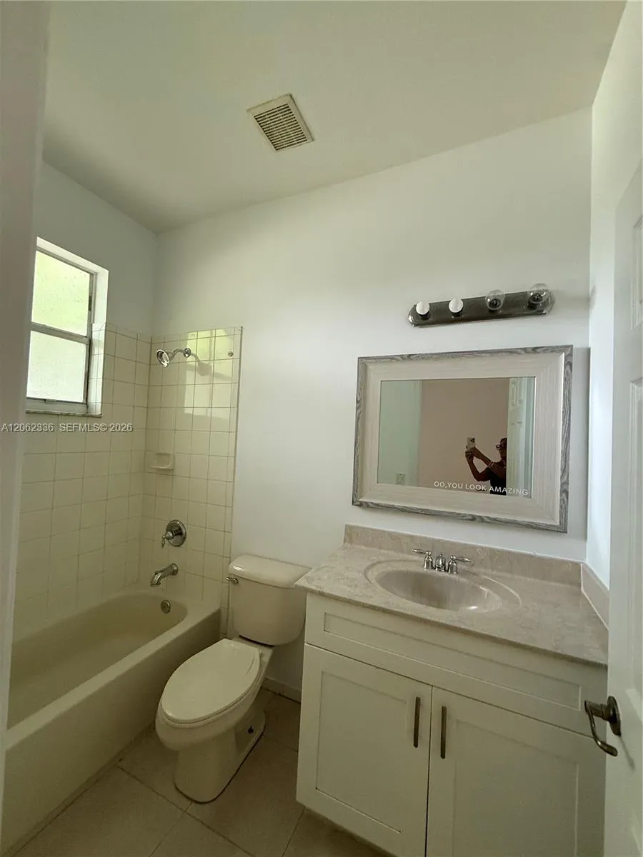 14025 SW 49th St #10 Miramar, FL 33027
