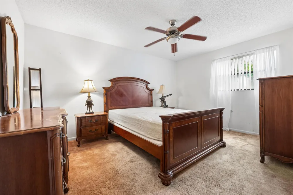 15615 SW 54th Street Miami, FL 33185