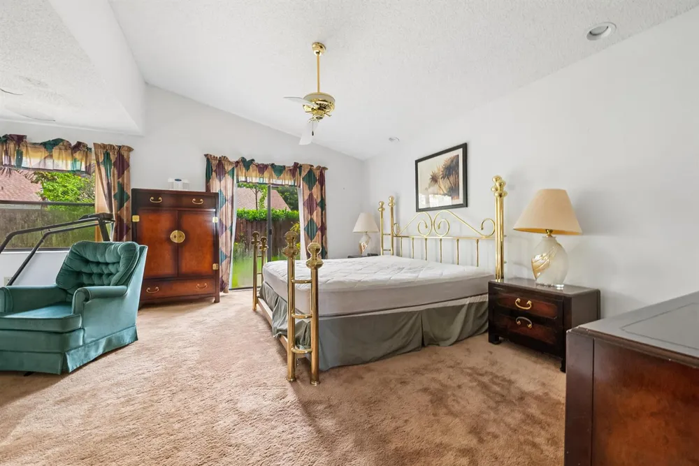 15615 SW 54th Street Miami, FL 33185