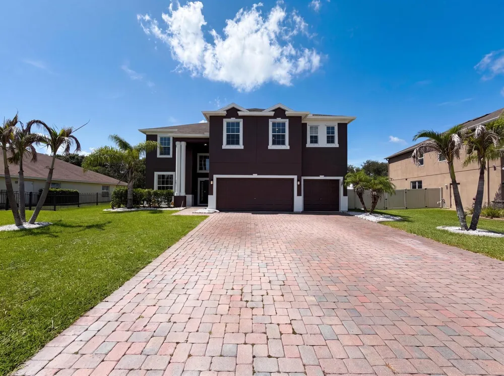 5845 Wyndham Manor Vero Beach, FL 32967