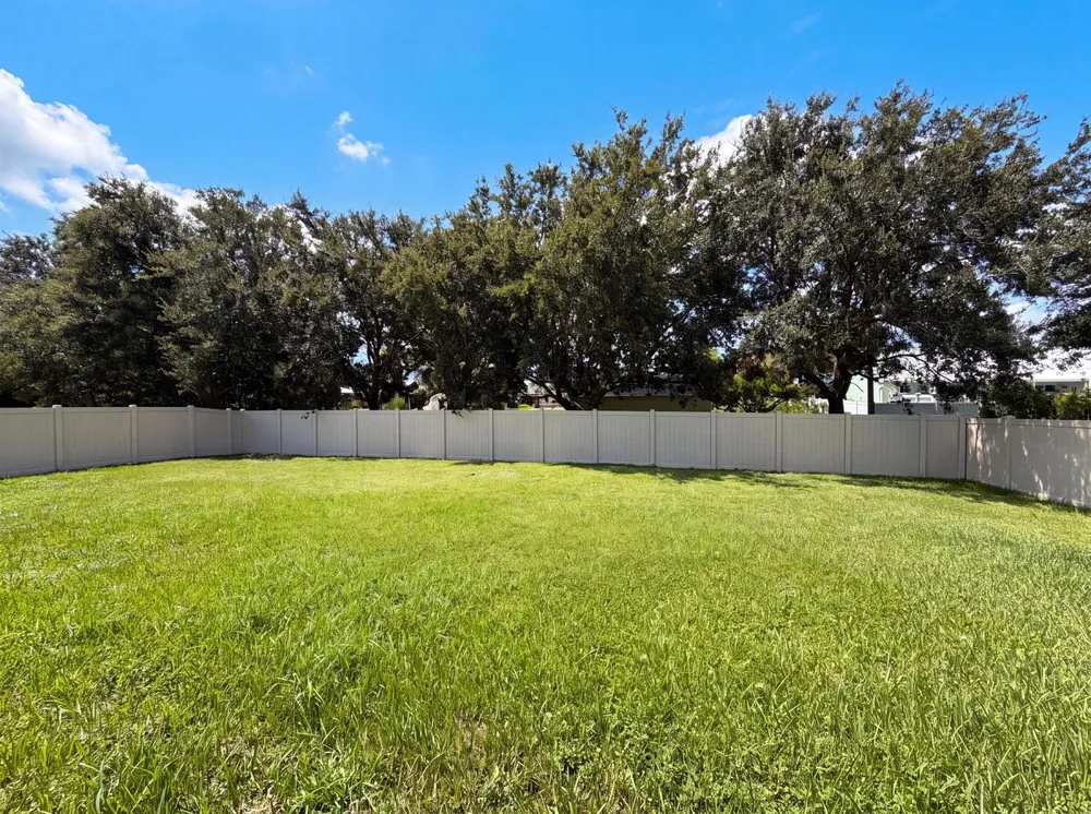 5845 Wyndham Manor Vero Beach, FL 32967