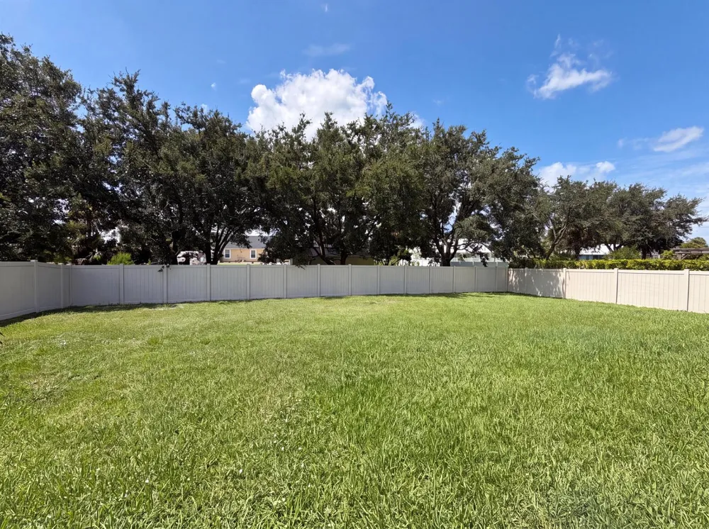 5845 Wyndham Manor Vero Beach, FL 32967
