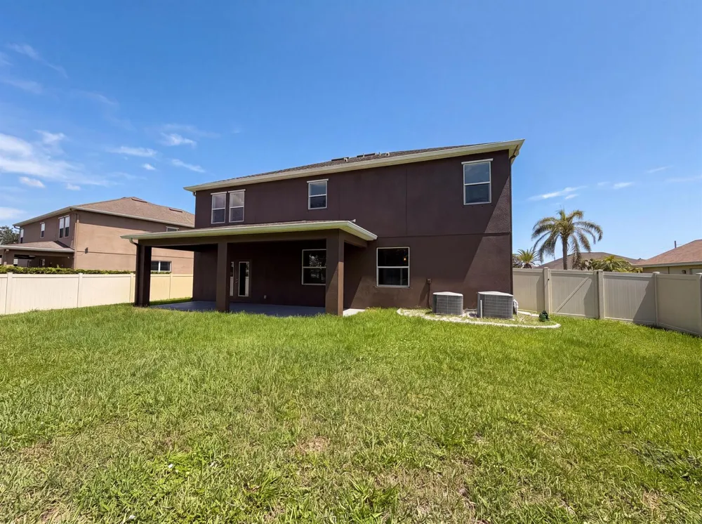 5845 Wyndham Manor Vero Beach, FL 32967