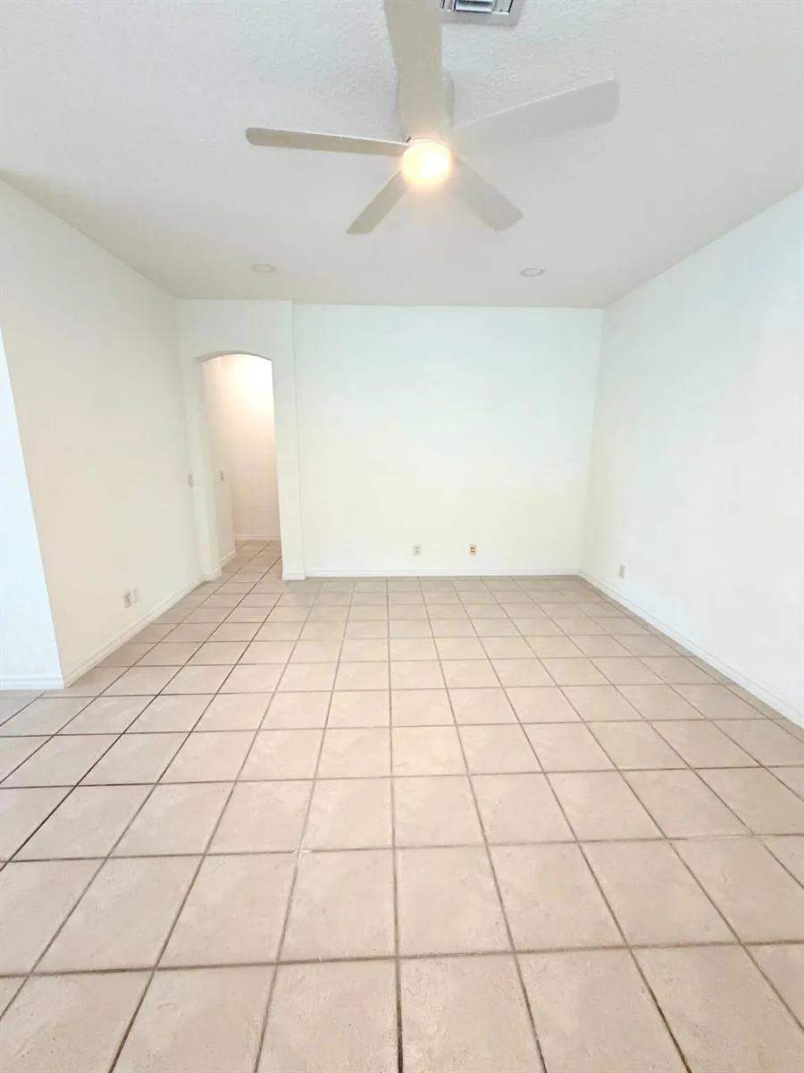 673 CONSERVATION DRIVE Weston, FL 33327