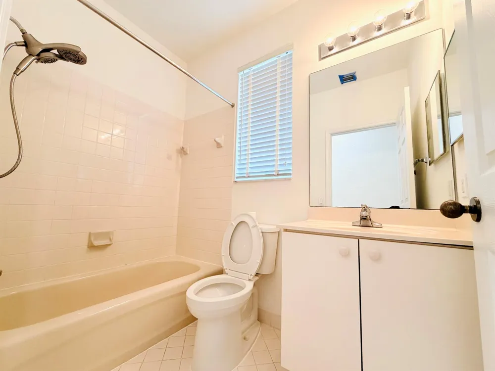 673 CONSERVATION DRIVE Weston, FL 33327