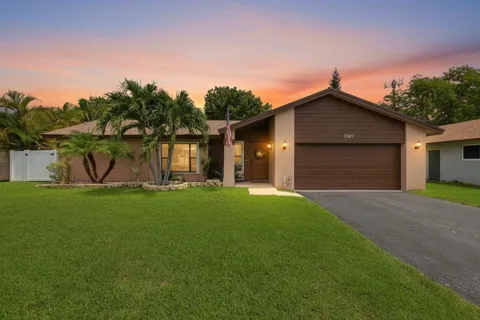 7041 NW 23RD STREET