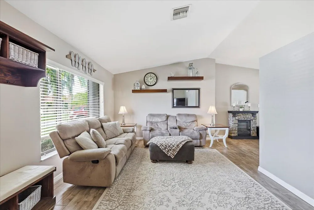 7041 NW 23RD STREET Margate, FL 33063