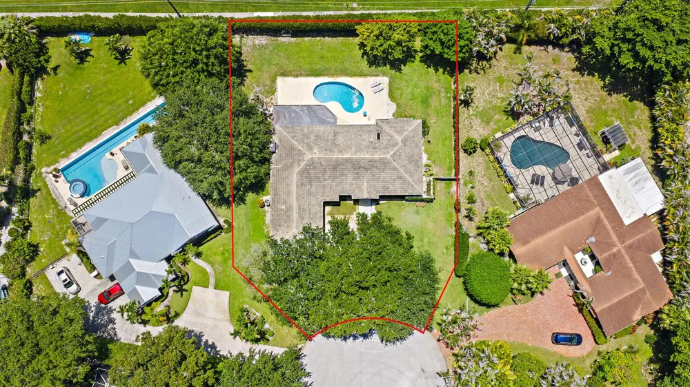 3 SE Loggerhead Lane Tequesta, FL 33469