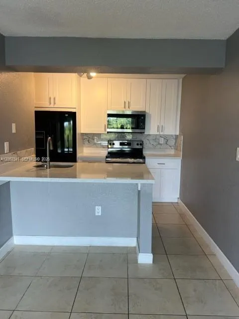 4400 W 16th Ave #432 Hialeah, FL 33012
