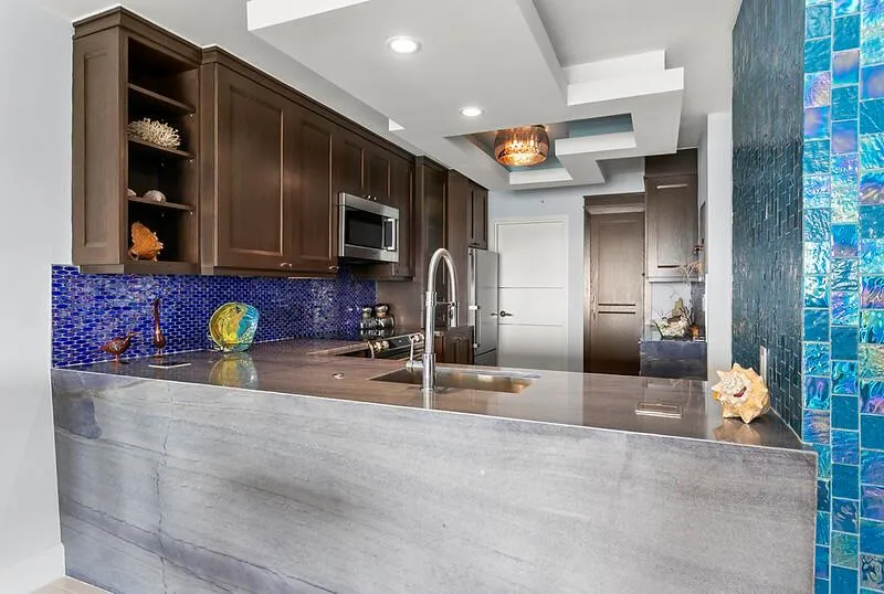1500 S OCEAN BOULEVARD #1404 Lauderdale By The Sea, FL 33062