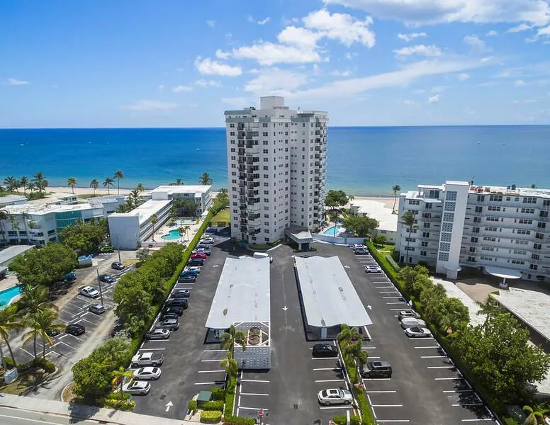 1500 S OCEAN BOULEVARD #1404 Lauderdale By The Sea, FL 33062