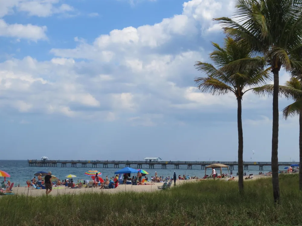 1500 S OCEAN BOULEVARD #1404 Lauderdale By The Sea, FL 33062