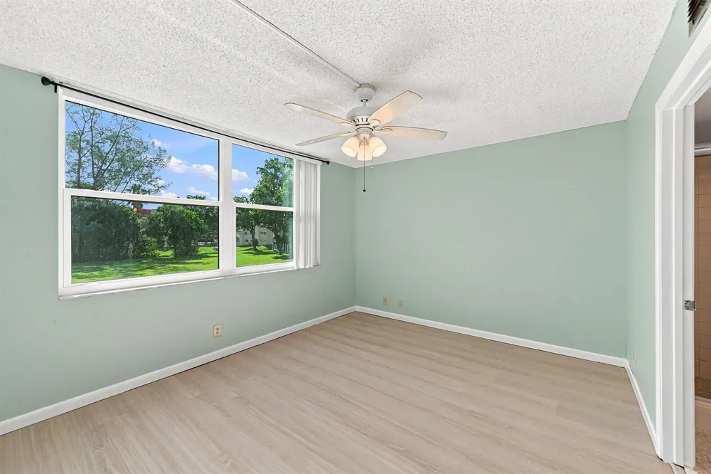 950 NW 80TH AVENUE #204 Margate, FL 33063