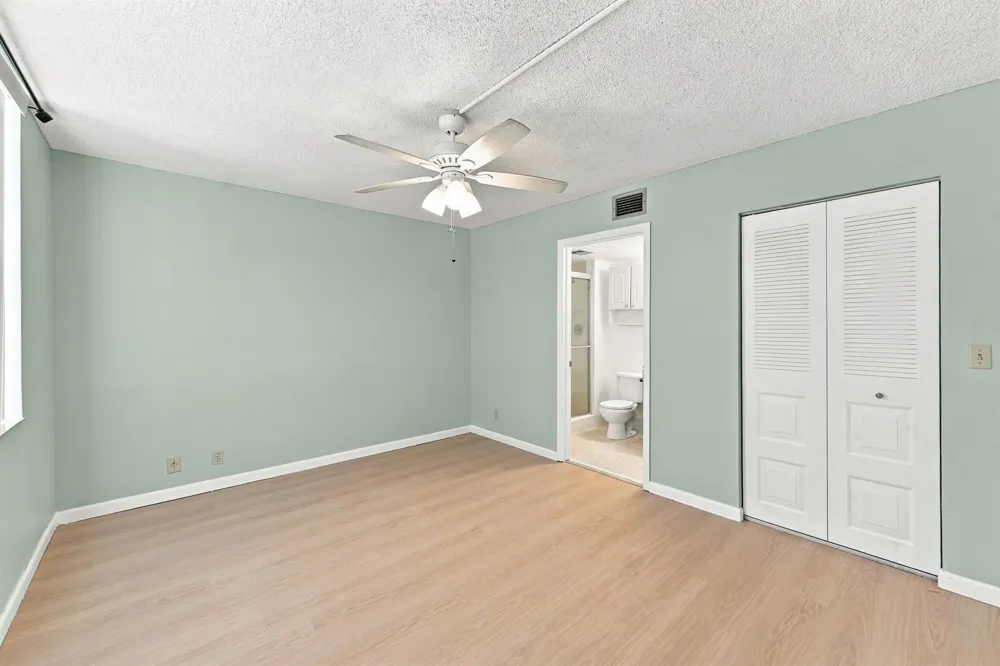 950 NW 80TH AVENUE #204 Margate, FL 33063