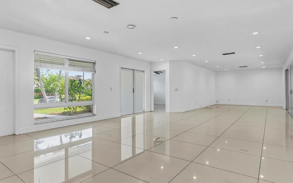2910 NE 40TH COURT Lighthouse Point, FL 33064
