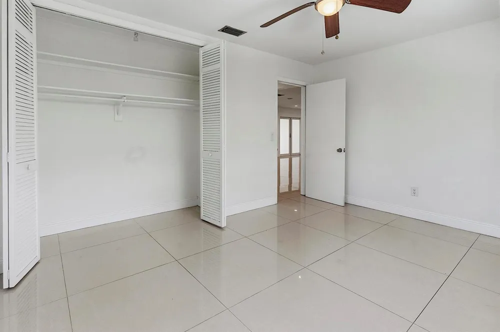 2910 NE 40TH COURT Lighthouse Point, FL 33064