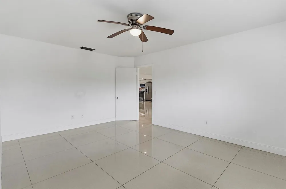2910 NE 40TH COURT Lighthouse Point, FL 33064